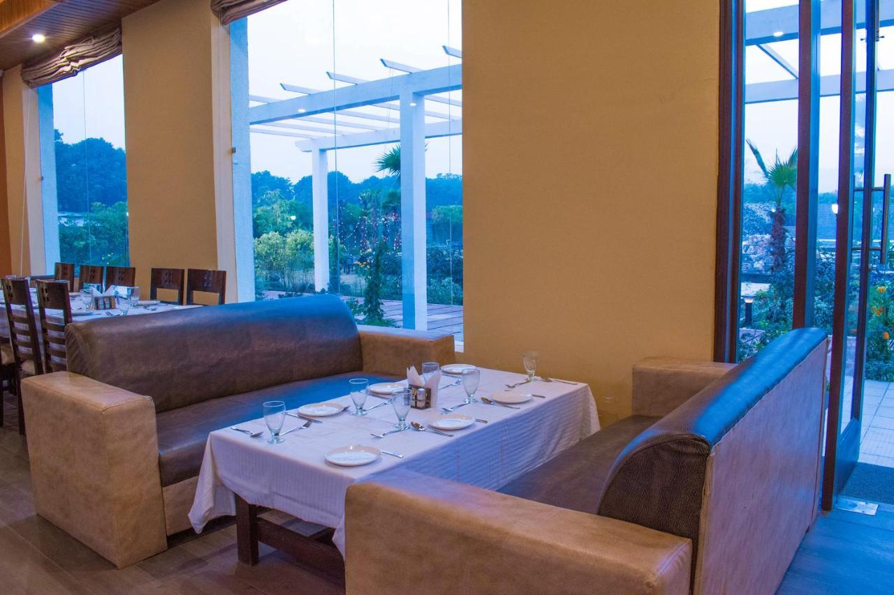 The Darien Resort Belparāo Exterior photo