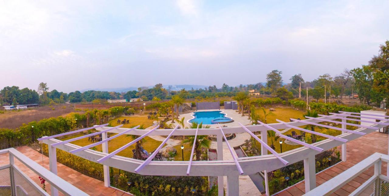 The Darien Resort Belparāo Exterior photo